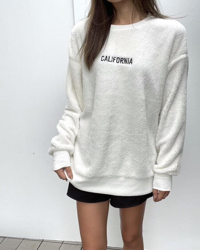 シャギー刺繍プルオーバー