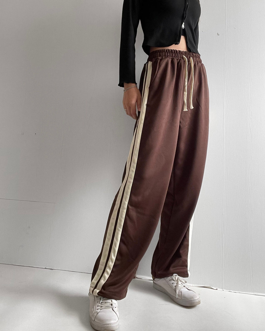 ライントラックパンツ