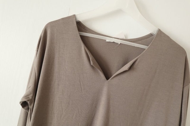 キーネックワンピース