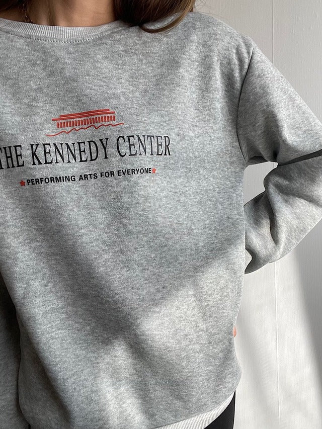 英字ロゴプルオーバー