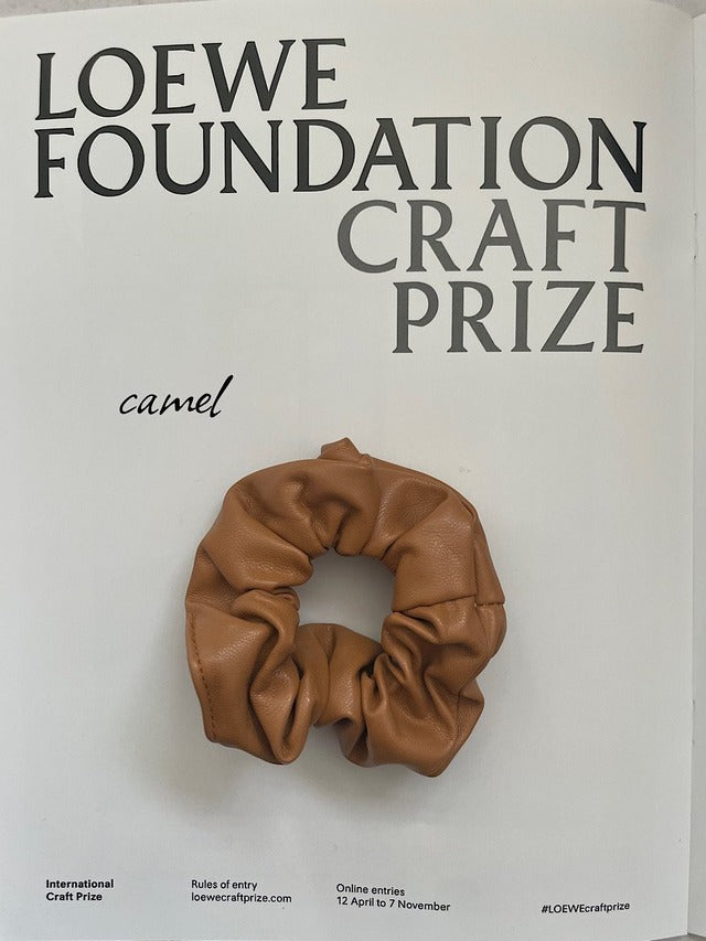 レザーシュシュ