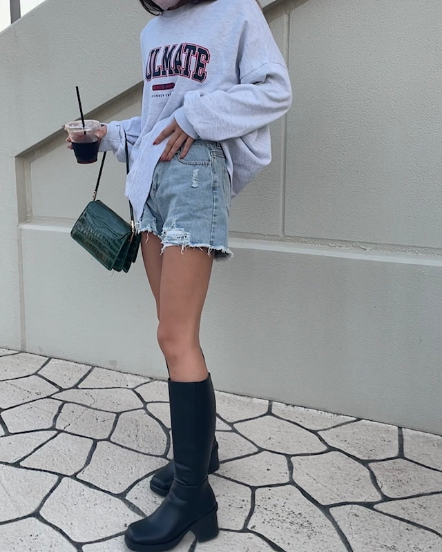 ダメージロゴショートパンツ