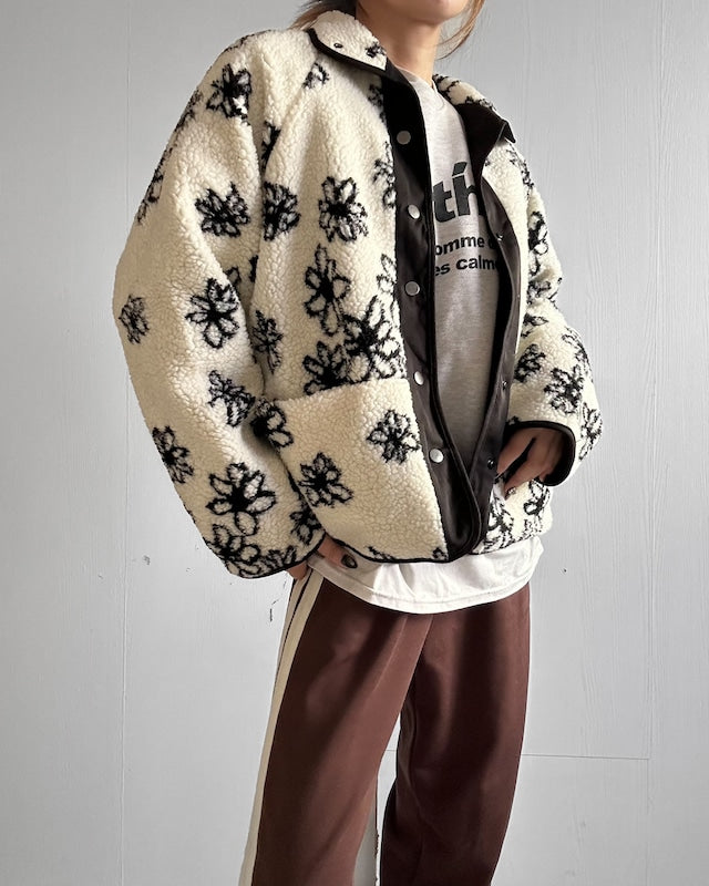 リバーシブルフラワーシェルパジャケット