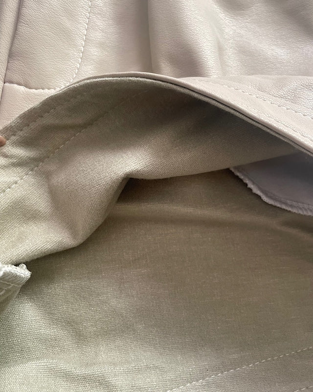 フェイクレザーイージーショートパンツ