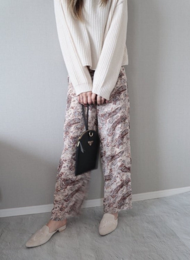 ペイズリー柄ストレートパンツ