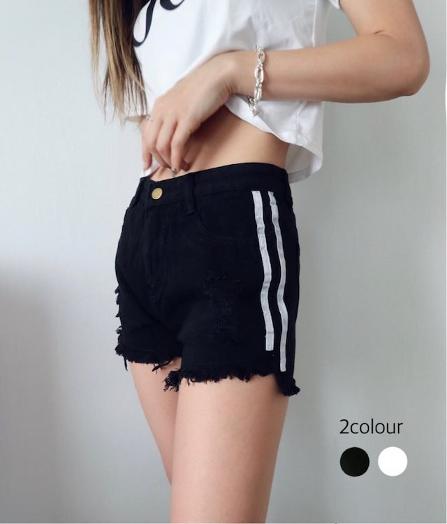 ラインショートパンツ