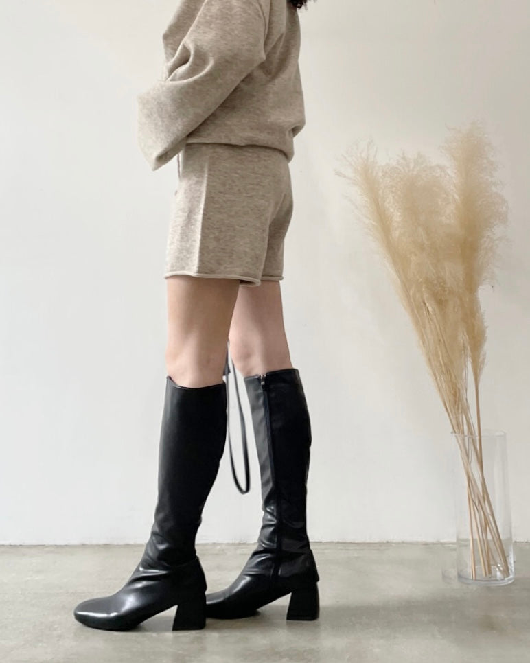 ウール混ニットショートパンツ