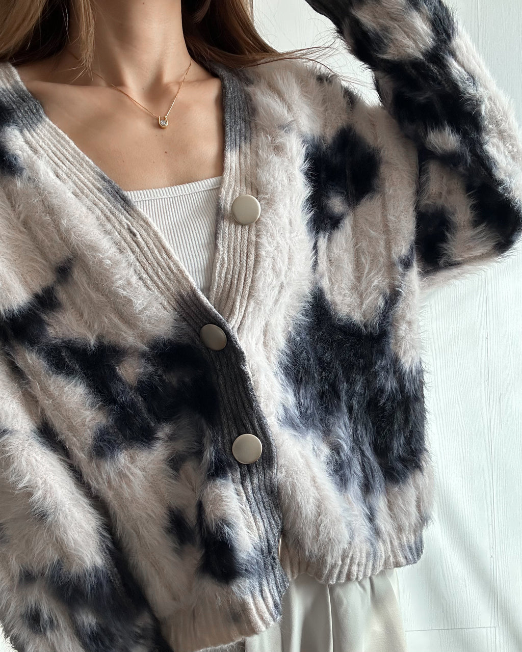 モノトーンブレンド シャギーニットカーディガン