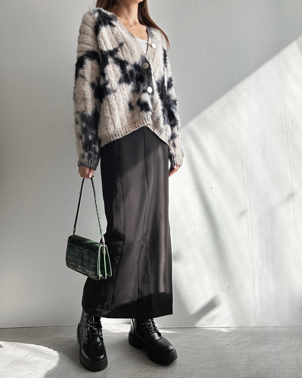 モノトーンブレンド シャギーニットカーディガン