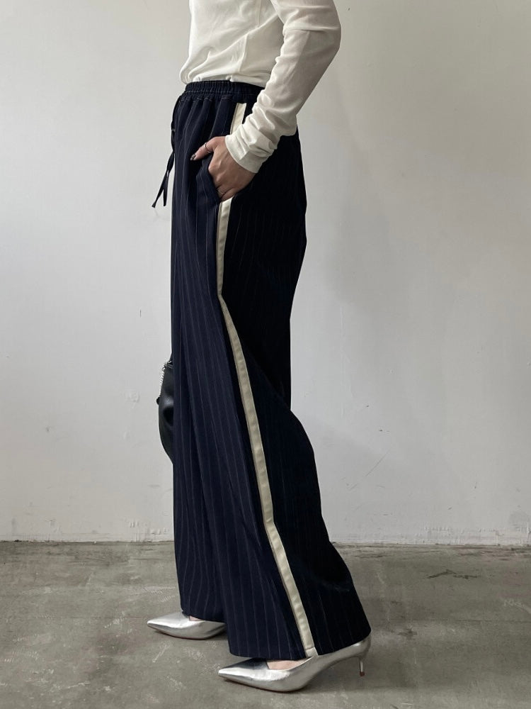 ピンストライプ配色ストレートパンツ