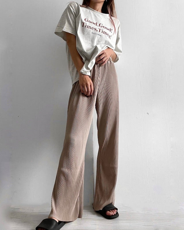 プリーツフレアパンツ