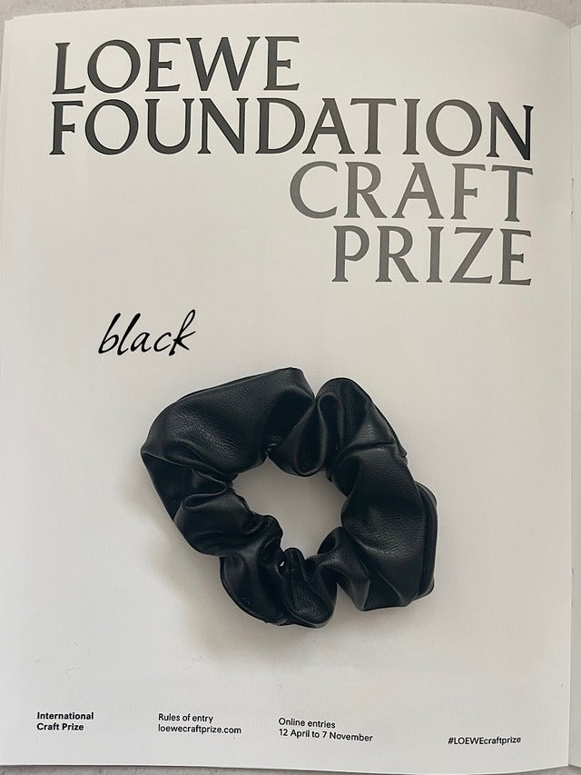 レザーシュシュ