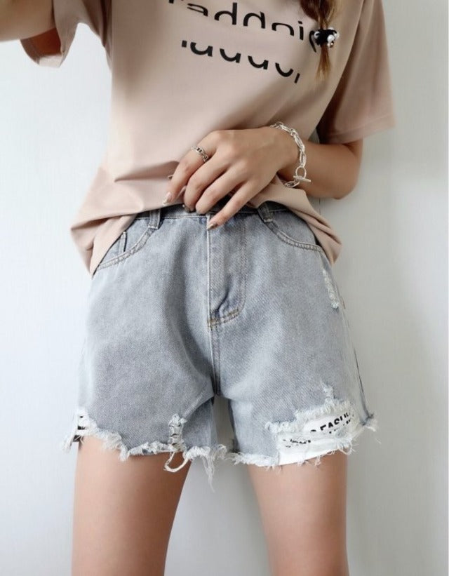 ダメージロゴショートパンツ