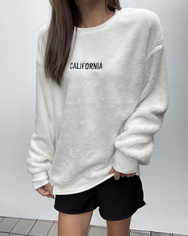 シャギー刺繍プルオーバー