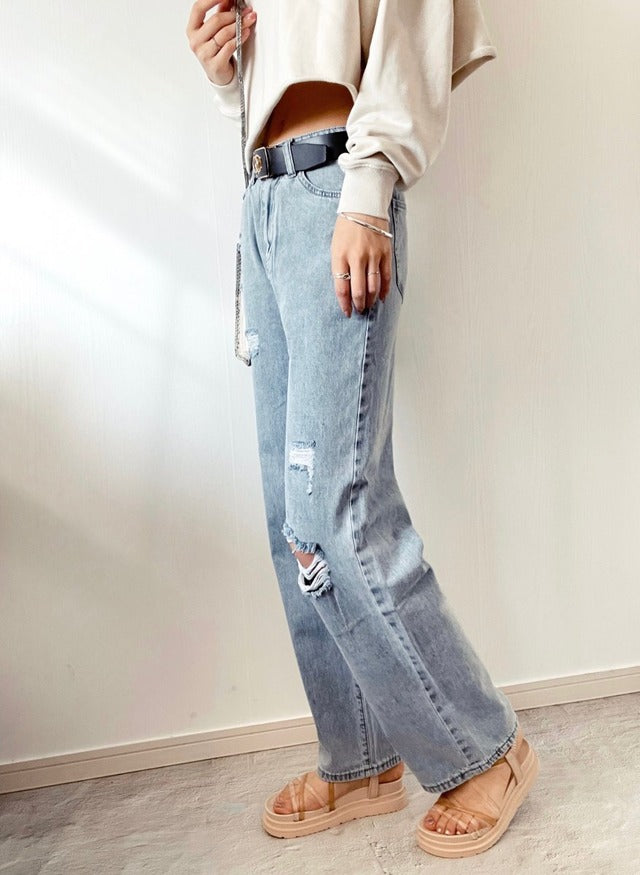 ハイウエストダメージデニム