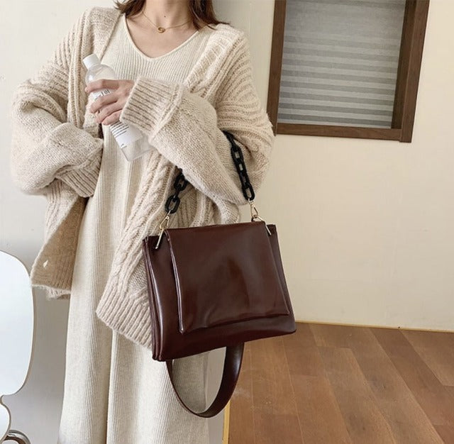 エコレザーチェーンバッグ