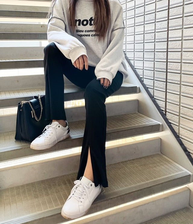 ジッパーフレア美脚パンツ