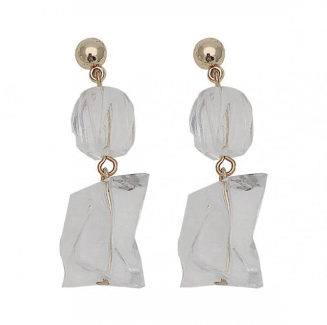 クリスタルストーンピアス