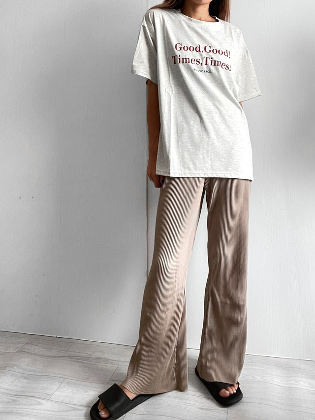 プリーツフレアパンツ