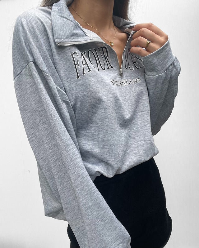 ハーフジッププルオーバー