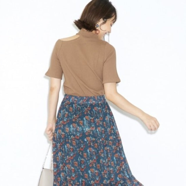 アシメ肩あきリブ