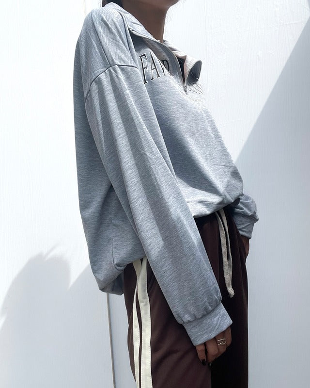 ハーフジッププルオーバー